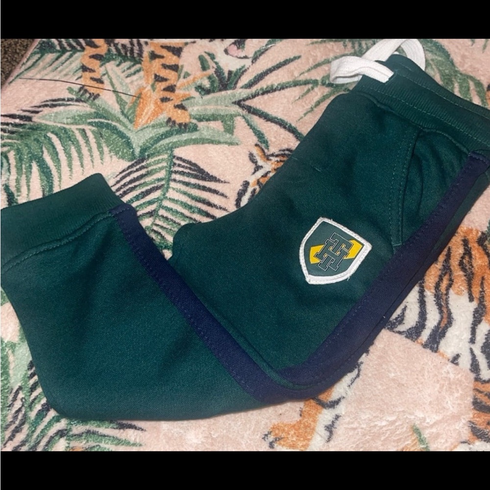 Tommy Hilfiger joggers